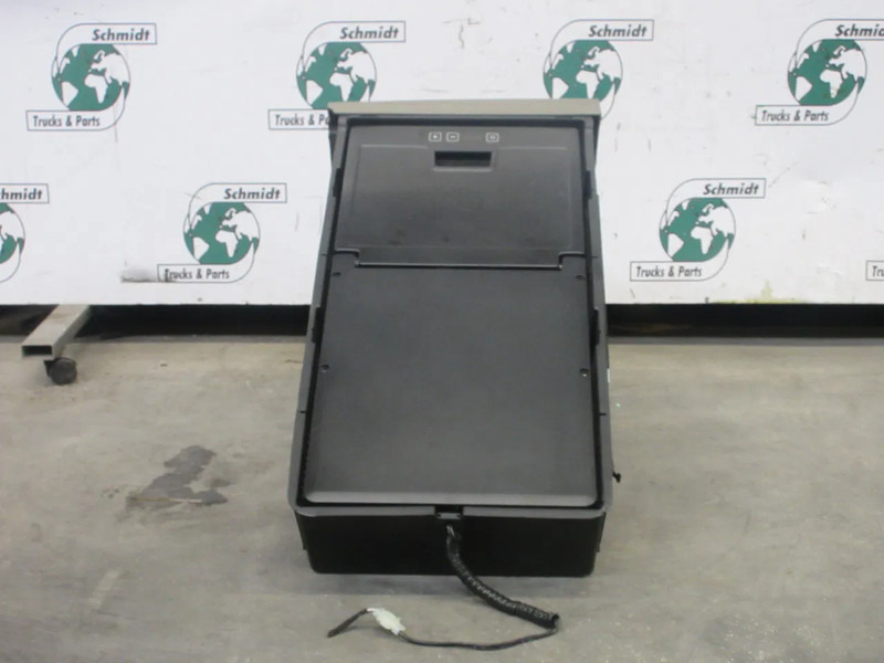 MAN 81.63910-6445 KOELKAST MAN 18.520 EURO 6 MODEL 2024 - Электрическая система для Грузовиков: фото 2 MAN 81.63910-6445 KOELKAST MAN 18.520 EURO 6 MODEL 2024 - Электрическая система для Грузовиков: фото 2