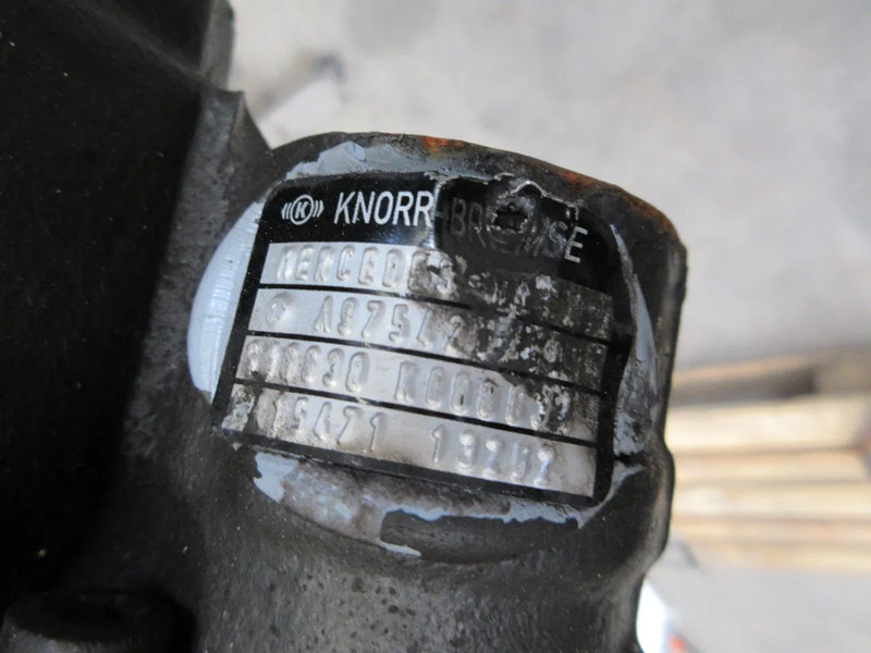 Тормозной суппорт для Грузовиков Mercedes-Benz A 005 420 17 83 // A 005 420 18 83// A 002 420 37 01 // A 002 420 36 01 EURO 6: фото 9 Тормозной суппорт для Грузовиков Mercedes-Benz A 005 420 17 83 // A 005 420 18 83// A 002 420 37 01 // A 002 420 36 01 EURO 6: фото 9