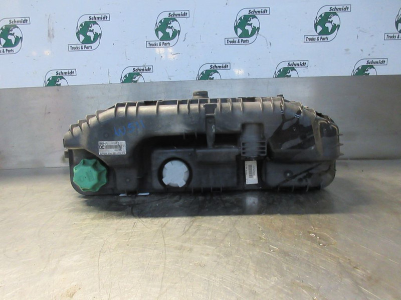 Mercedes-Benz ANTOS A 960 501 47 01 EXPANSIEVAT EURO 6 - Расширительный бачок для Грузовиков: фото 2 Mercedes-Benz ANTOS A 960 501 47 01 EXPANSIEVAT EURO 6 - Расширительный бачок для Грузовиков: фото 2
