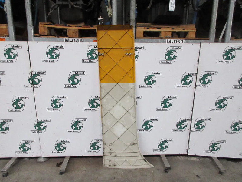 Scania 1348522 ZIJFENDER SCANIA L124 EURO 2 - Кабина и интерьер для Грузовиков: фото 4 Scania 1348522 ZIJFENDER SCANIA L124 EURO 2 - Кабина и интерьер для Грузовиков: фото 4