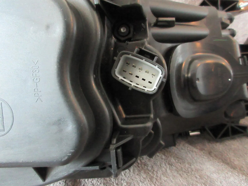 Scania 2416136 KOPLAMP LINKS SCANIA R 450 EURO 6 NIEUWE !!! - Передняя фара для Грузовиков: фото 4 Scania 2416136 KOPLAMP LINKS SCANIA R 450 EURO 6 NIEUWE !!! - Передняя фара для Грузовиков: фото 4