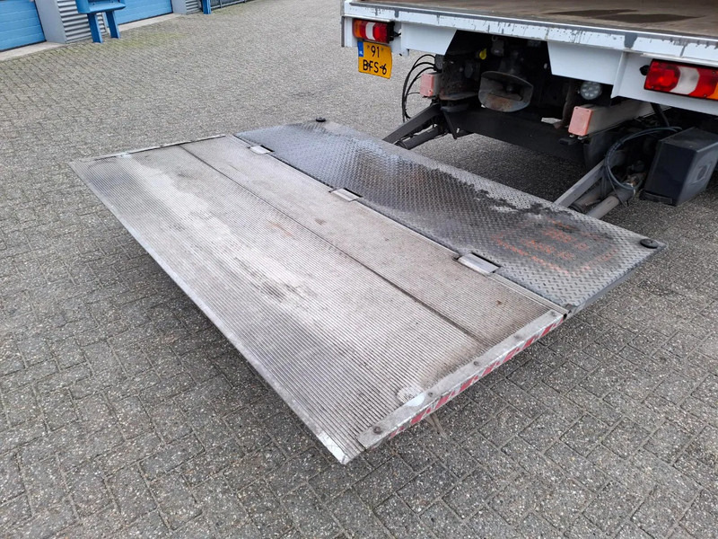 Грузовик с закрытым кузовом Mercedes-Benz Actros 2843 / NL TRUCK / TUV:08-01-2026 / LIFT+LENKACHSE / SMART TACHO / NAVI / PLATFORM 1500 KG / 2XBED / EURO-6 / 2015: фото 17