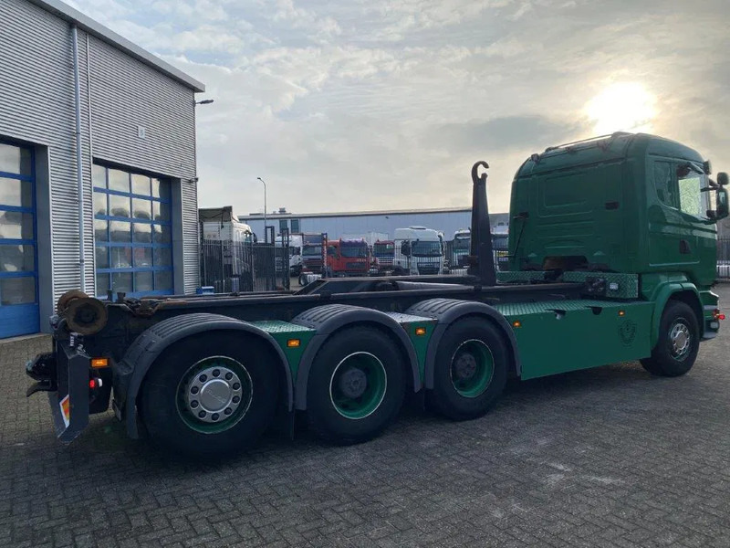 Scania R520 V8 / 8X4 / BIG AXLE / AJK HOOKLIFT 30TON / LIFT+LENKACHSE / NAVI / LEATHER / FULL-AIR / AUTOMATIC / EURO-6 / 2015 - Крюковой мультилифт: фото 5 Scania R520 V8 / 8X4 / BIG AXLE / AJK HOOKLIFT 30TON / LIFT+LENKACHSE / NAVI / LEATHER / FULL-AIR / AUTOMATIC / EURO-6 / 2015 - Крюковой мультилифт: фото 5
