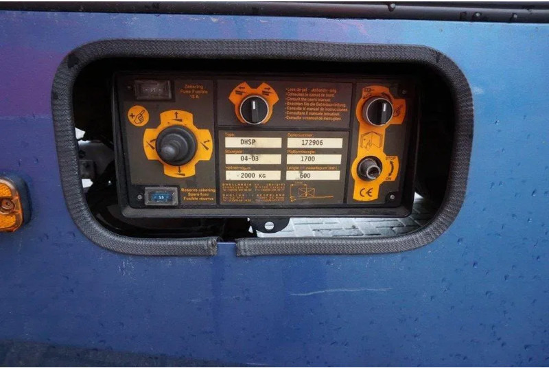 Прицеп-рефрижератор Tracon UDEN TM.180 / NL TRAILER / THROUGH-LOADING SYSTEM / ISOLATED / ALCOA / PLATFORM 2000 KG / 2003: фото 11 Прицеп-рефрижератор Tracon UDEN TM.180 / NL TRAILER / THROUGH-LOADING SYSTEM / ISOLATED / ALCOA / PLATFORM 2000 KG / 2003: фото 11