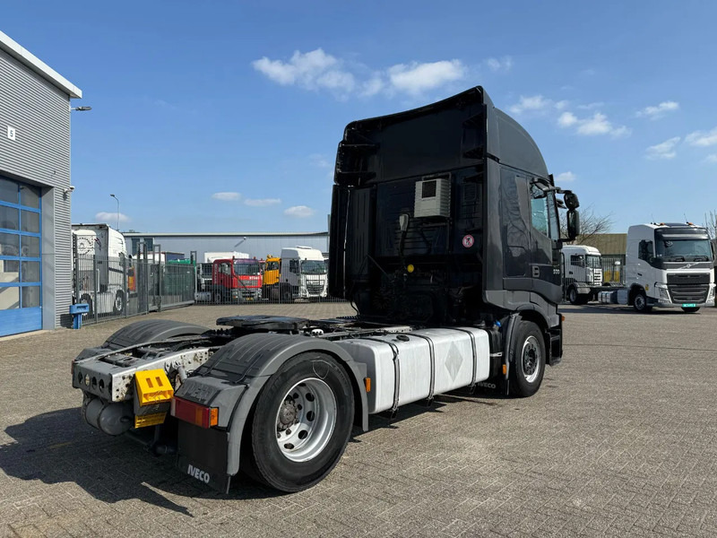 Iveco Stralis 500 / INTARDER / PARKCOOL / FRIDGE / 2XBED / AIRCO / SMART TACHO / AUTOMATIC / EURO-4 / 2008 - Тягач: фото 5 Iveco Stralis 500 / INTARDER / PARKCOOL / FRIDGE / 2XBED / AIRCO / SMART TACHO / AUTOMATIC / EURO-4 / 2008 - Тягач: фото 5