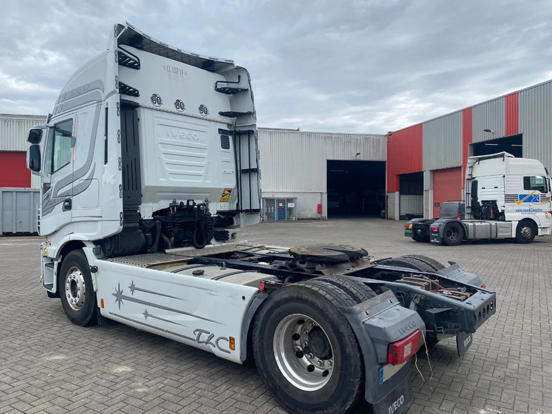 Iveco Stralis 570 XP / ENGINE RUNNING / INTARDER / PARKCOOL / DOUBLE TANK / NAVI / LEATHER / ONLY:749717 KM / ALCOA / EURO-6 / 2017 - Тягач: фото 3 Iveco Stralis 570 XP / ENGINE RUNNING / INTARDER / PARKCOOL / DOUBLE TANK / NAVI / LEATHER / ONLY:749717 KM / ALCOA / EURO-6 / 2017 - Тягач: фото 3