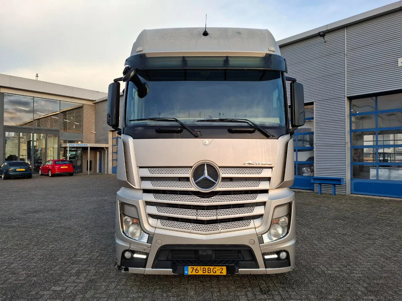 Тягач Mercedes-Benz Actros 1842 / NL TRUCK / MEGA / TUV:12-02-2026 / GIGASPACE / ONLY:526303 KM / SMART TACHO / AUTOMATIC / EURO-6 / 2012: фото 6 Тягач Mercedes-Benz Actros 1842 / NL TRUCK / MEGA / TUV:12-02-2026 / GIGASPACE / ONLY:526303 KM / SMART TACHO / AUTOMATIC / EURO-6 / 2012: фото 6