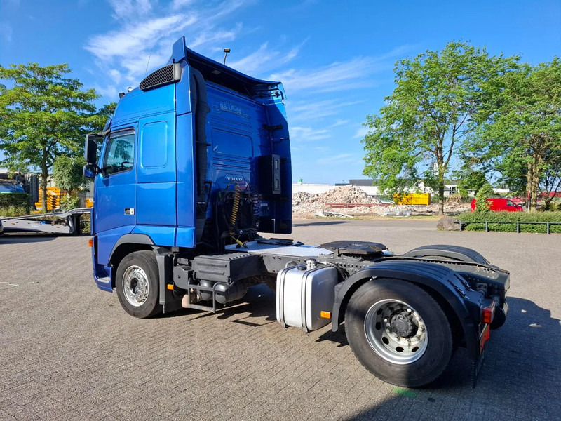 Volvo FH13-400 / HYDRAULICS / NL TRUCK / GLOBETROTTER / FRIGDE / AIRCO / AUTOMATIC / EURO-5 / 2006 - Тягач: фото 3 Volvo FH13-400 / HYDRAULICS / NL TRUCK / GLOBETROTTER / FRIGDE / AIRCO / AUTOMATIC / EURO-5 / 2006 - Тягач: фото 3