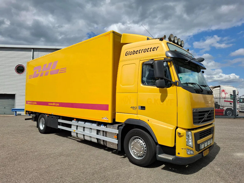 Volvo FH13-420 / NL TRUCK / PLATFORM 2000KG / AIRCO / FRIDGE / AUTOMATIC / EURO-5 / 2010 - Грузовик с закрытым кузовом: фото 2 Volvo FH13-420 / NL TRUCK / PLATFORM 2000KG / AIRCO / FRIDGE / AUTOMATIC / EURO-5 / 2010 - Грузовик с закрытым кузовом: фото 2