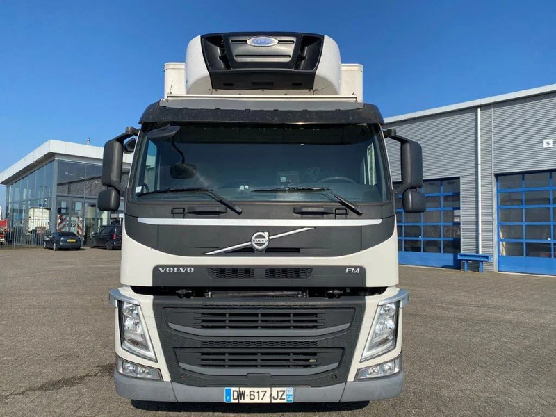 Рефрижератор Volvo FM4-420 / COMPLETE COOL+FREEZE COMBI / CHEREAU / THROUGH-LOADING SYSTEM / 2XPLATFORM DHOLLANDIA / FREEZING LOCK / AUTOMATIC / EU: фото 12