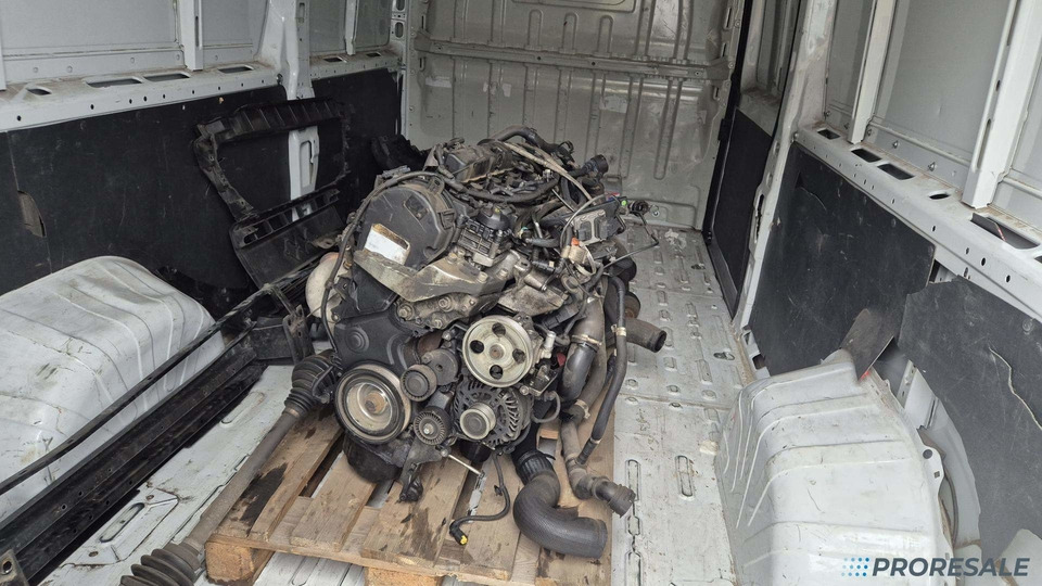 OPEL MOVANO 2,2 CDTi 121 kW - nepojízdný - demontovaný motor s převodovkou - Фургон-рефрижератор: фото 4 OPEL MOVANO 2,2 CDTi 121 kW - nepojízdný - demontovaný motor s převodovkou - Фургон-рефрижератор: фото 4