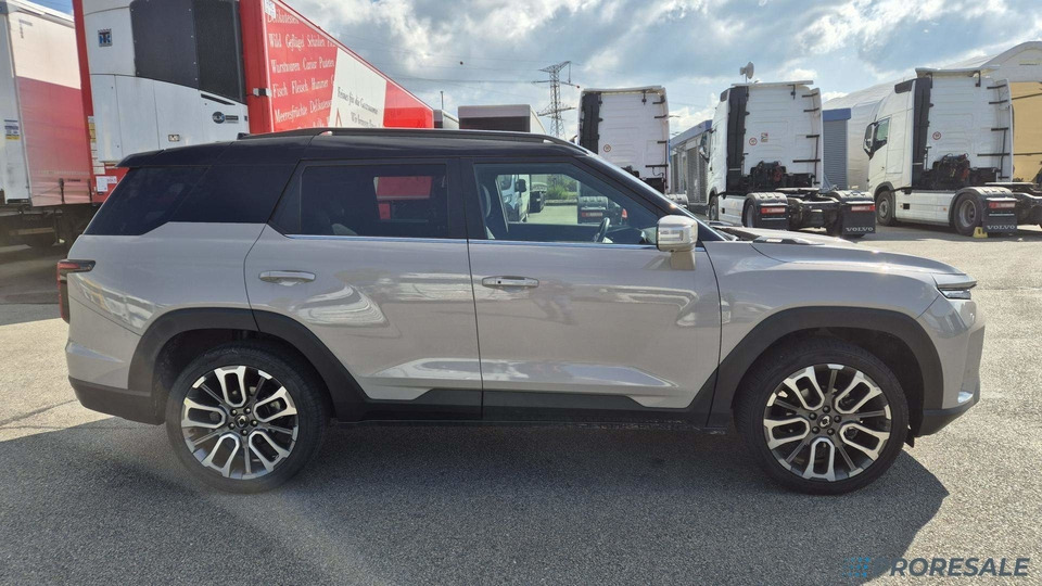 OSTATNÍ SSANGYONG TORRES CWJ 1,5 i 120 kW - Легковой автомобиль: фото 4 OSTATNÍ SSANGYONG TORRES CWJ 1,5 i 120 kW - Легковой автомобиль: фото 4