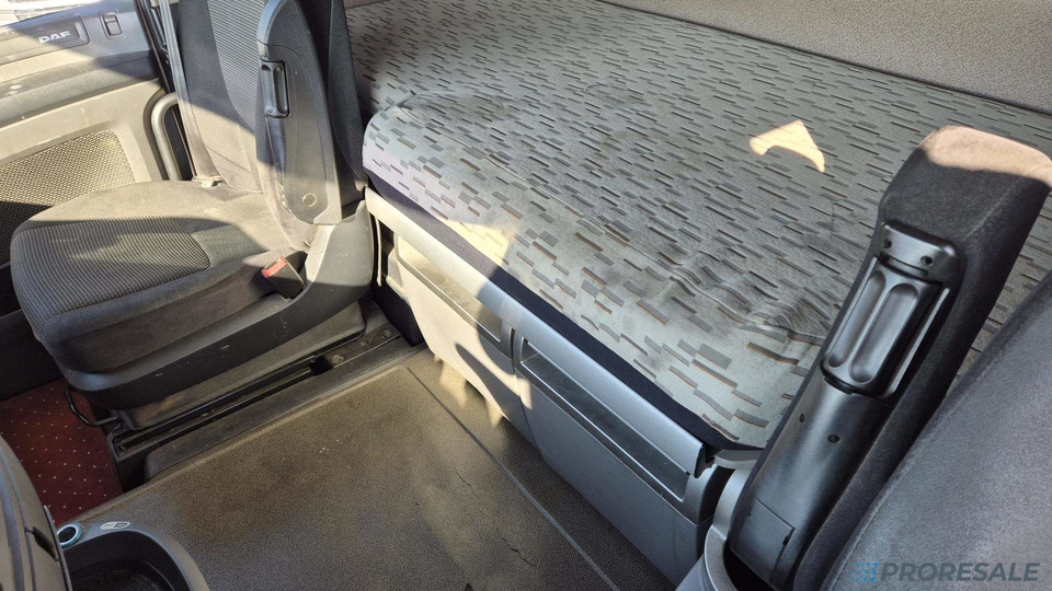 DAF XF 460 FT LOW DECK SSC EURO 6 - Тягач: фото 5 DAF XF 460 FT LOW DECK SSC EURO 6 - Тягач: фото 5