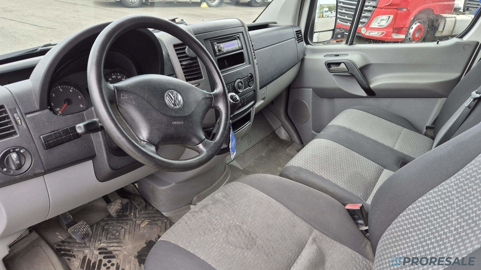 VOLKSWAGEN CRAFTER 2,0 TDi 100 kW skříňový - Фургон с закрытым кузовом: фото 5 VOLKSWAGEN CRAFTER 2,0 TDi 100 kW skříňový - Фургон с закрытым кузовом: фото 5
