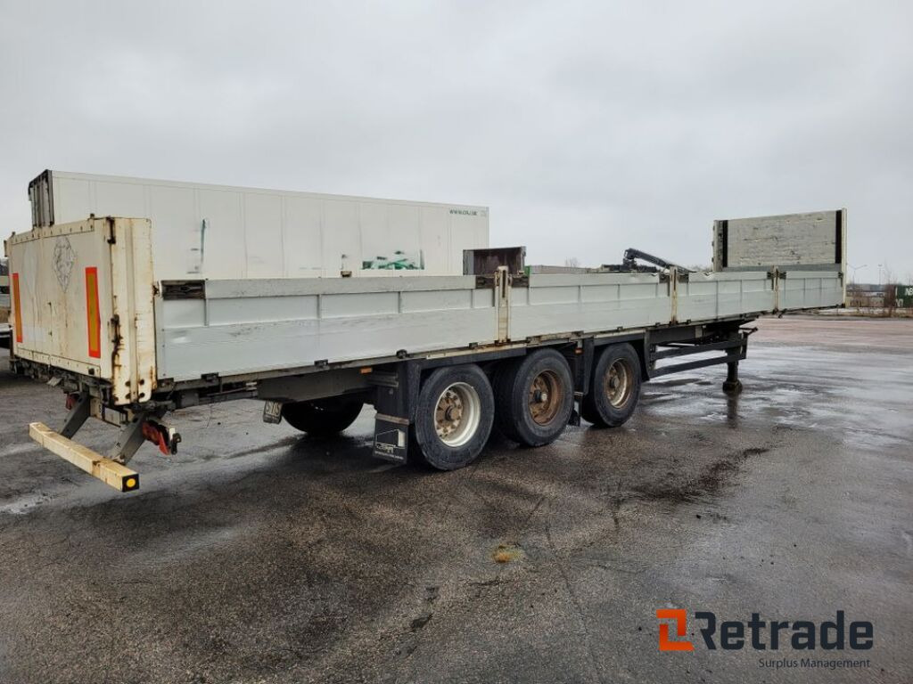 3-axlig trailer med lämmar SCHMITS, S01 Flaktrailer - Полуприцеп бортовой/ Платформа: фото 3 3-axlig trailer med lämmar SCHMITS, S01 Flaktrailer - Полуприцеп бортовой/ Платформа: фото 3