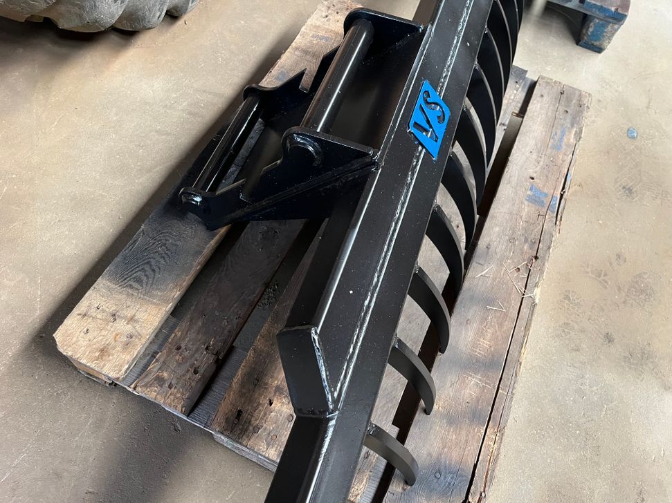 Afretter / Rive for Rendegraver/Excavator 2 M / Leveler / Rake for Backhoe/Excavator 2 M - Инструмент/ Оборудование: фото 3 Afretter / Rive for Rendegraver/Excavator 2 M / Leveler / Rake for Backhoe/Excavator 2 M - Инструмент/ Оборудование: фото 3
