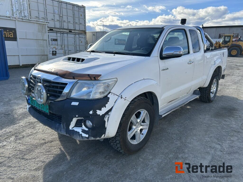 Bil Toyota Hilux - Легковой автомобиль: фото 2 Bil Toyota Hilux - Легковой автомобиль: фото 2
