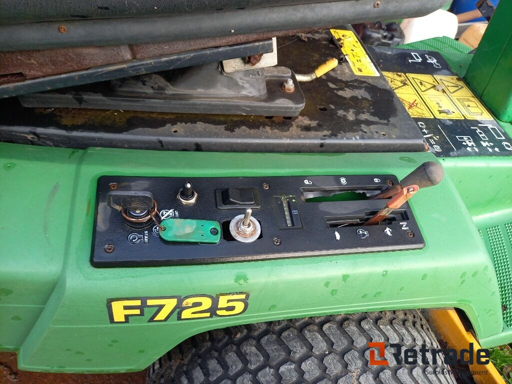 Газонокосилка John Deere F725 klipper: фото 17 Газонокосилка John Deere F725 klipper: фото 17