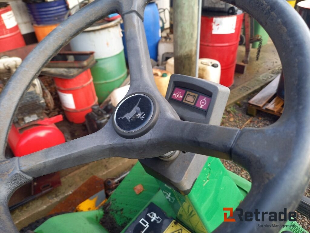 Газонокосилка John Deere F725 klipper: фото 18 Газонокосилка John Deere F725 klipper: фото 18