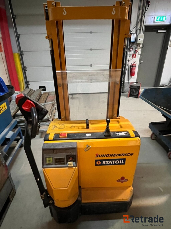 Jungheinrich pallestabler / Jungheinrich pallet stacker - Штабелер: фото 1 Jungheinrich pallestabler / Jungheinrich pallet stacker - Штабелер: фото 1