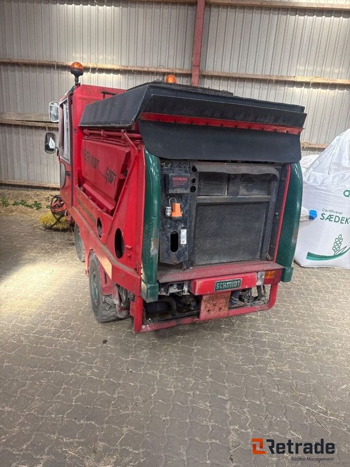 Sweeping equipment Schmidt Sk153 - Подметально-уборочная машина: фото 4 Sweeping equipment Schmidt Sk153 - Подметально-уборочная машина: фото 4