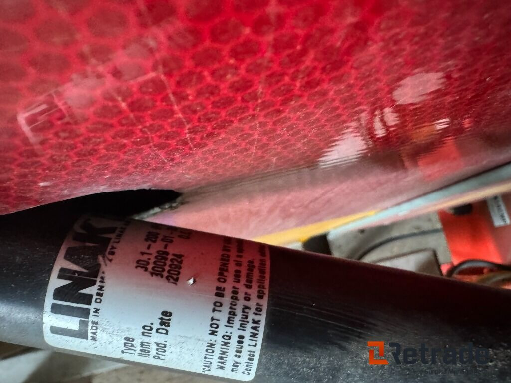 Takskylt med elhydraulisk resning - Строительное оборудование: фото 4 Takskylt med elhydraulisk resning - Строительное оборудование: фото 4