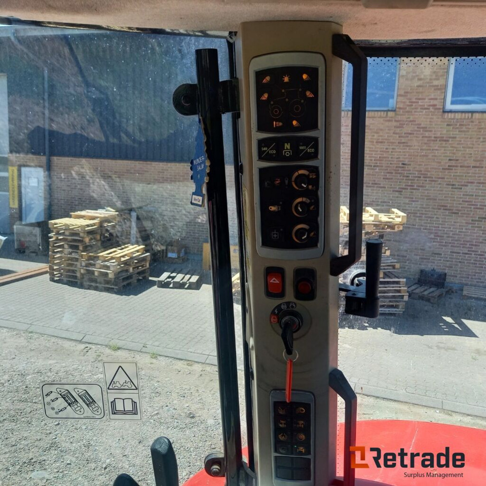 Трактор Traktor Massey Ferguson 7724 S 4WD Traktor Dyna 6: фото 17 Трактор Traktor Massey Ferguson 7724 S 4WD Traktor Dyna 6: фото 17