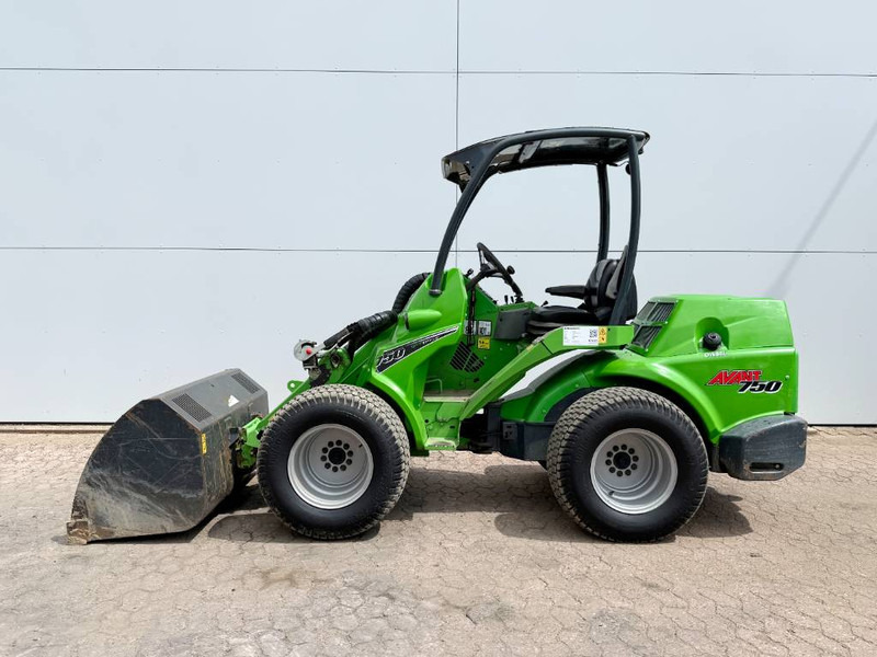 Avant M750 Opti Drive - Bucket + Jib / Telescopic Boom - Телескопический фронтальный погрузчик: фото 2 Avant M750 Opti Drive - Bucket + Jib / Telescopic Boom - Телескопический фронтальный погрузчик: фото 2