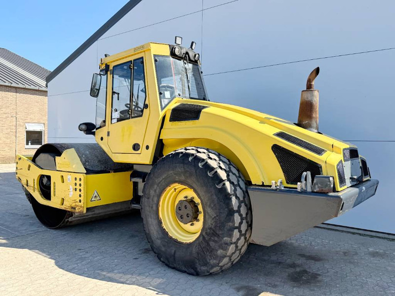 Bomag BW213DH-4 - Evib/BVC / German Machine - Каток: фото 3 Bomag BW213DH-4 - Evib/BVC / German Machine - Каток: фото 3