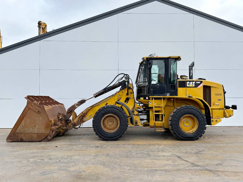 Cat 930H - New Tires / High-tip Bucket / Auto Greasing - Колёсный погрузчик: фото 1 Cat 930H - New Tires / High-tip Bucket / Auto Greasing - Колёсный погрузчик: фото 1