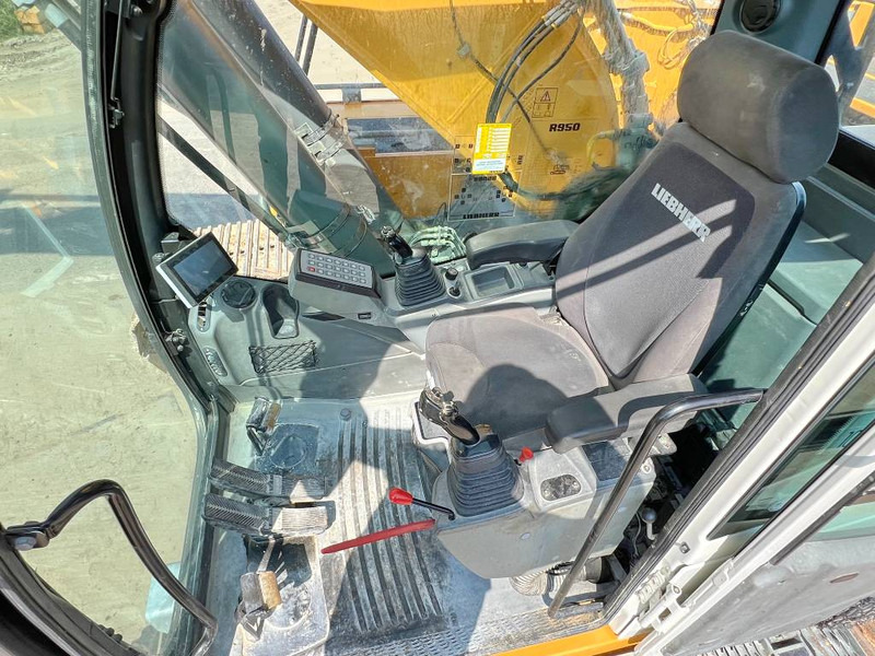 Гусеничный экскаватор Liebherr R950 / R945 / R946 - German Machine: фото 6