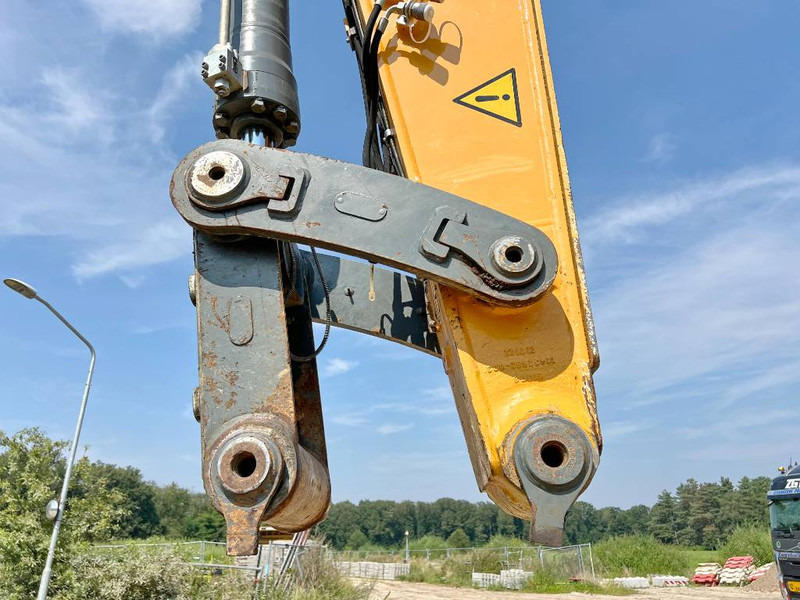 Гусеничный экскаватор Liebherr R950 / R945 / R946 - German Machine: фото 10