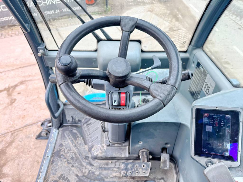 Телескопический погрузчик MAGNI RTH5.21 - Remote Control / 4 Wheel Steering: фото 7