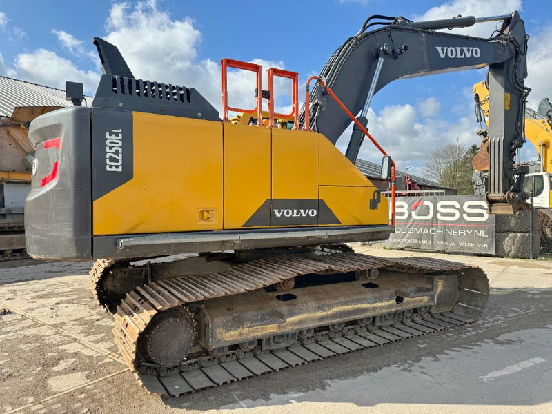 Volvo EC250EL - Hamer Lines / Quick Coupler - Гусеничный экскаватор: фото 5 Volvo EC250EL - Hamer Lines / Quick Coupler - Гусеничный экскаватор: фото 5