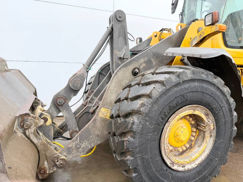 Колёсный погрузчик Volvo L120G - 3rd Function / Quick Coupler / Auto Lube: фото 15