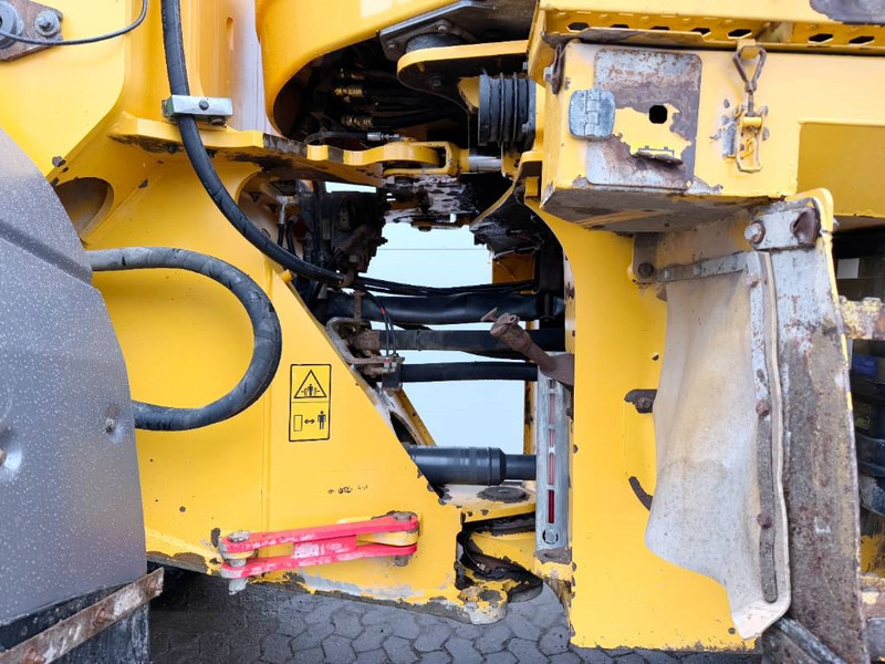 Колёсный погрузчик Volvo L120G - 3rd Function / Quick Coupler / Auto Lube: фото 17