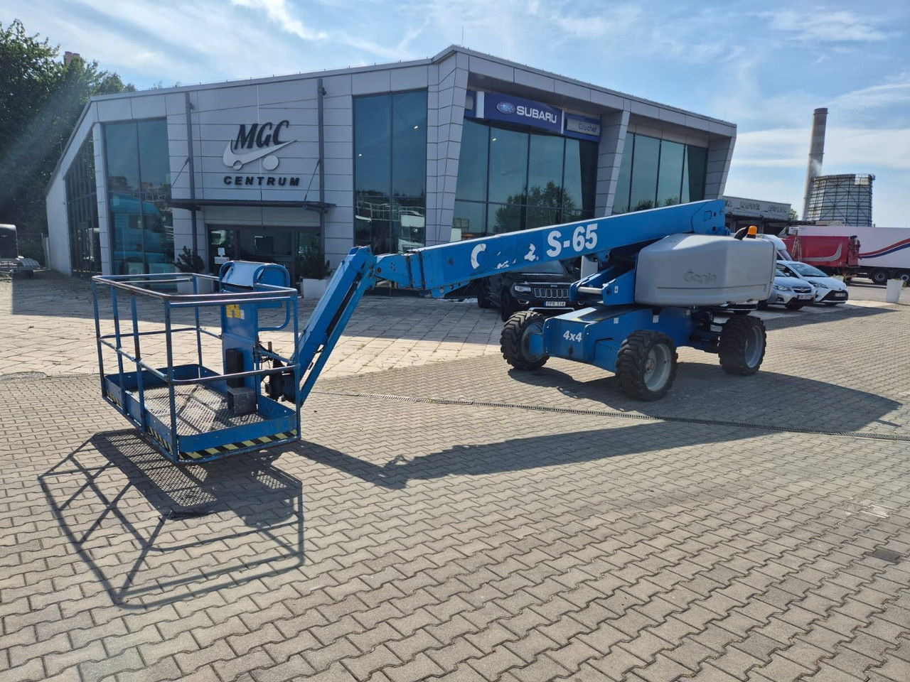 Genie S-65 - Телескопический подъемник: фото 1 Genie S-65 - Телескопический подъемник: фото 1