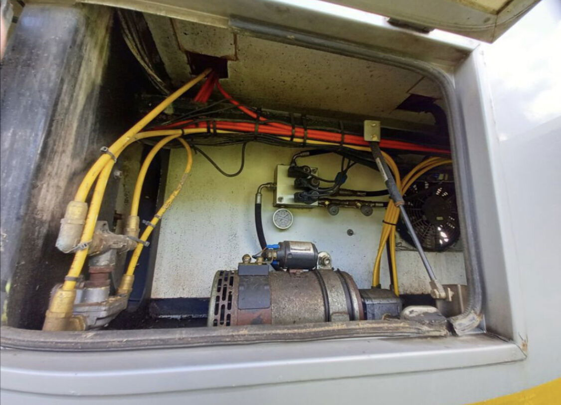 Полуприцеп для перевозки животных Gray and Adams Gadd3 / Works Great / Hydraulic / 2 Levels: фото 9 Полуприцеп для перевозки животных Gray and Adams Gadd3 / Works Great / Hydraulic / 2 Levels: фото 9