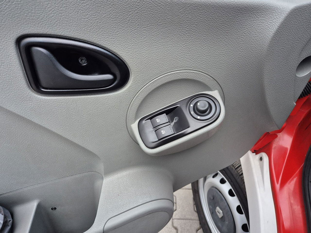 Renault Master 2.5 DCi / Only 25TKM / Like NEW / WE Have 3 THE Same  в лизинг Renault Master 2.5 DCi / Only 25TKM / Like NEW / WE Have 3 THE Same: фото 15