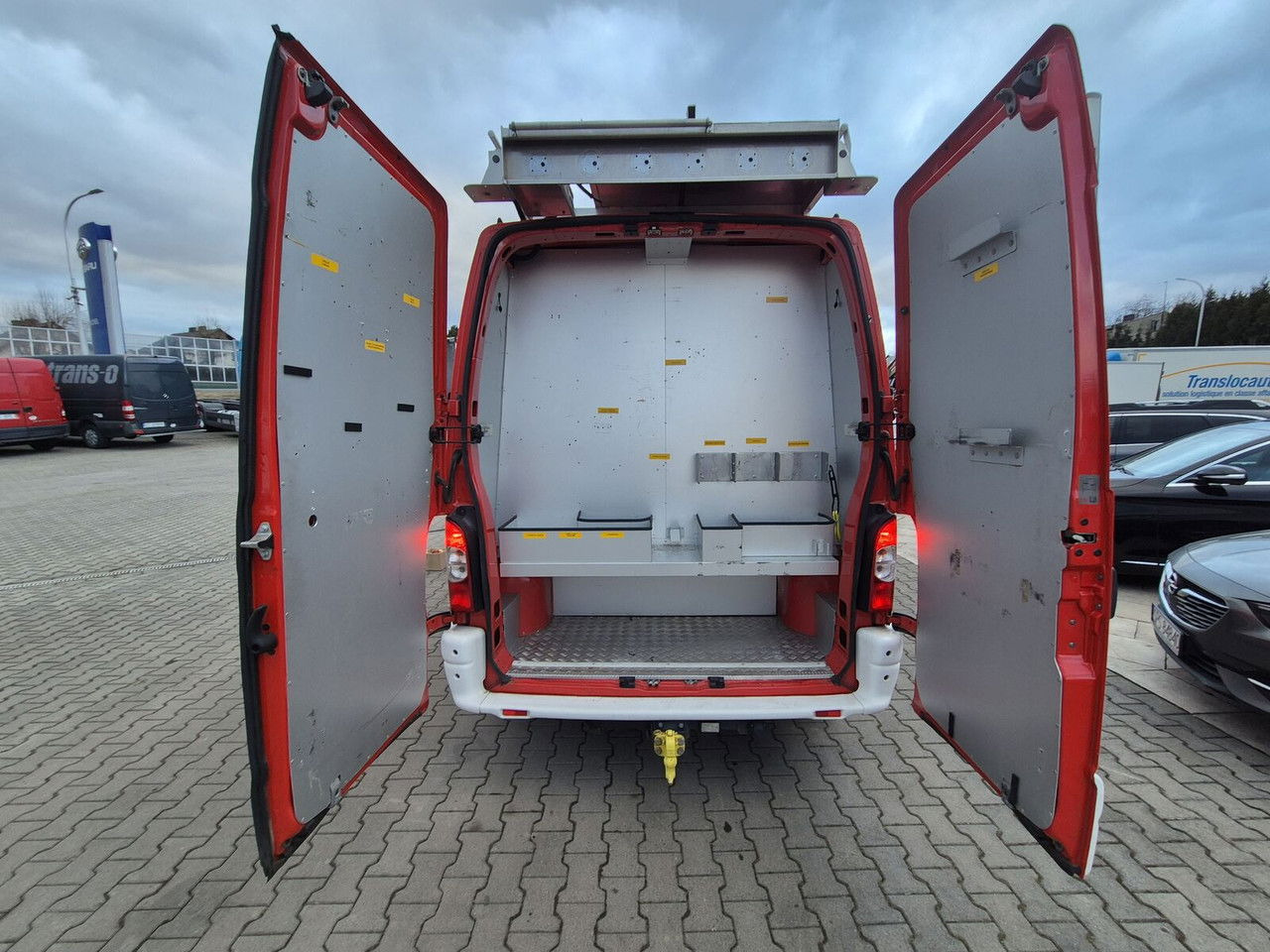 Renault Master 2.5 DCi / Only 25TKM / Like NEW / WE Have 3 THE Same  в лизинг Renault Master 2.5 DCi / Only 25TKM / Like NEW / WE Have 3 THE Same: фото 23