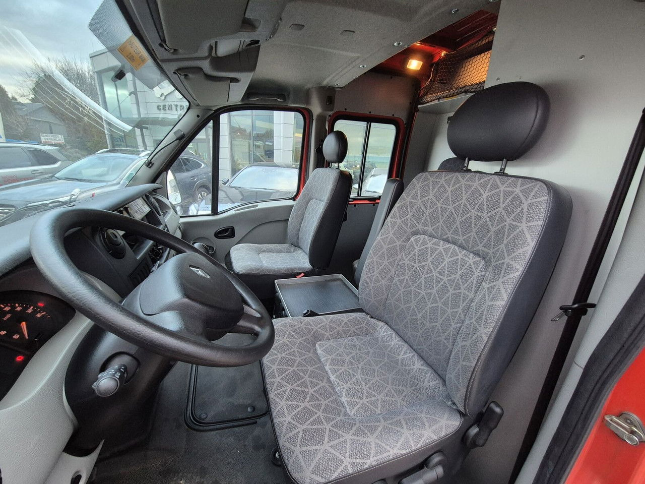 Renault Master 2.5 DCi / Only 25TKM / Like NEW / WE Have 3 THE Same  в лизинг Renault Master 2.5 DCi / Only 25TKM / Like NEW / WE Have 3 THE Same: фото 13