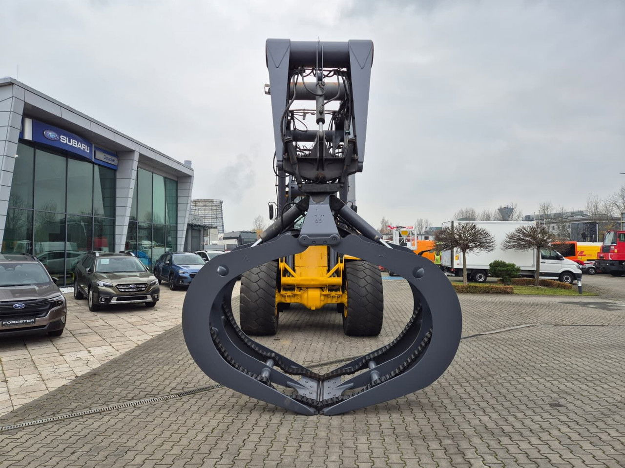 VOLVO L180 E / 4WD / 1 Owner / Wood LOG - Колёсный погрузчик: фото 5 VOLVO L180 E / 4WD / 1 Owner / Wood LOG - Колёсный погрузчик: фото 5