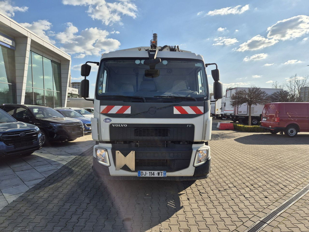 Volvo FE 280 13M3 / Geesinknorba / Euro 6 / 3 Seats Volvo FE 280 13M3 / Geesinknorba / Euro 6 / 3 Seats - Мусоровоз: фото 4 Volvo FE 280 13M3 / Geesinknorba / Euro 6 / 3 Seats Volvo FE 280 13M3 / Geesinknorba / Euro 6 / 3 Seats - Мусоровоз: фото 4