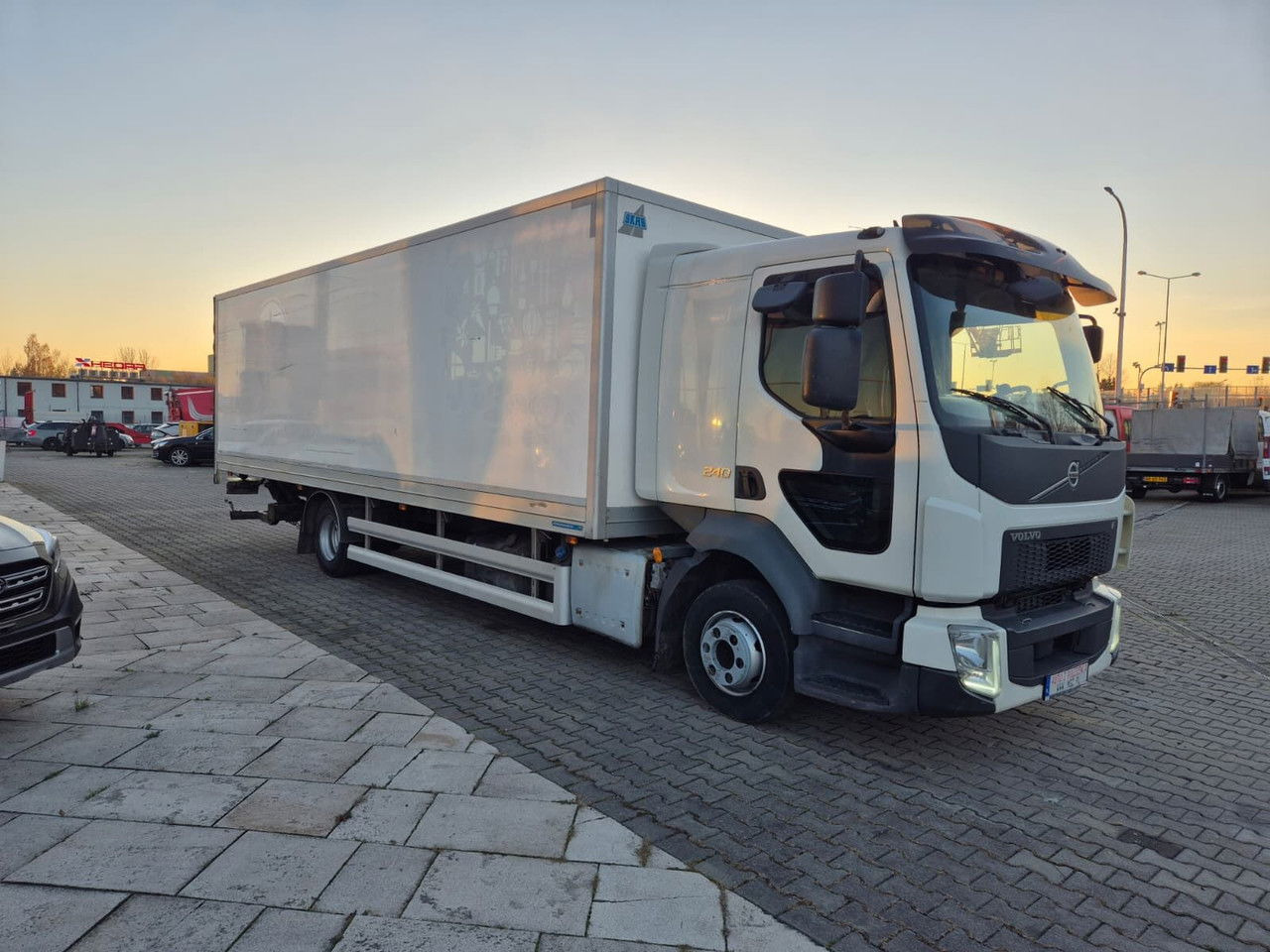 Volvo FL 240 - Рефрижератор: фото 5 Volvo FL 240 - Рефрижератор: фото 5