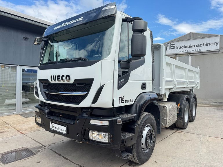 Iveco Trakker AD260 X46 Z 6x4 bordmatic tipper - Самосвал: фото 1 Iveco Trakker AD260 X46 Z 6x4 bordmatic tipper - Самосвал: фото 1