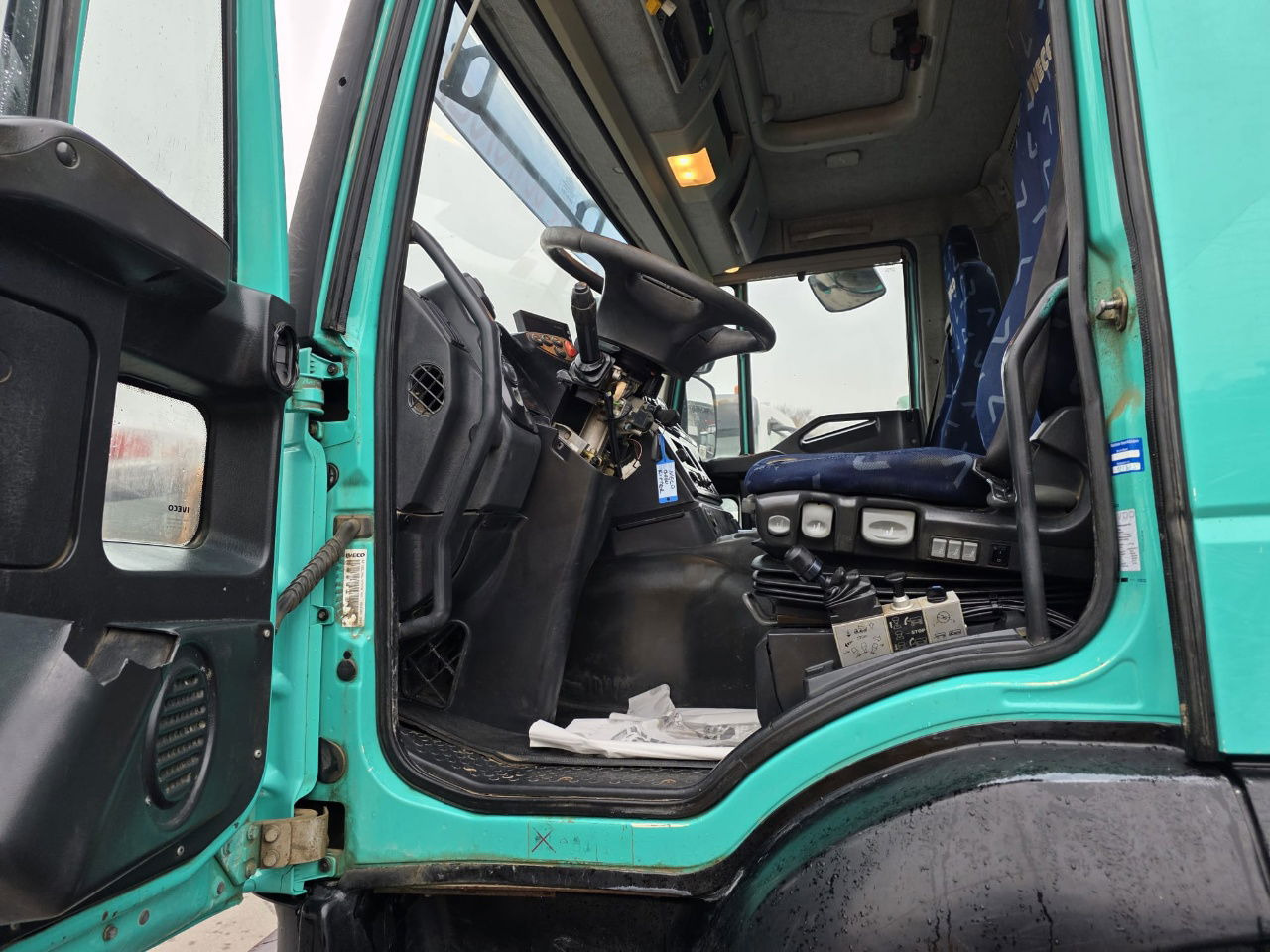 Самосвал Iveco Trakker AD340T45 8x4 bordmatic tipper - retarder: фото 27