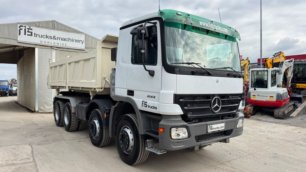 Mercedes-Benz Actros 4144 K 8x4 3 sided tipper - 1st owner - Самосвал: фото 3 Mercedes-Benz Actros 4144 K 8x4 3 sided tipper - 1st owner - Самосвал: фото 3