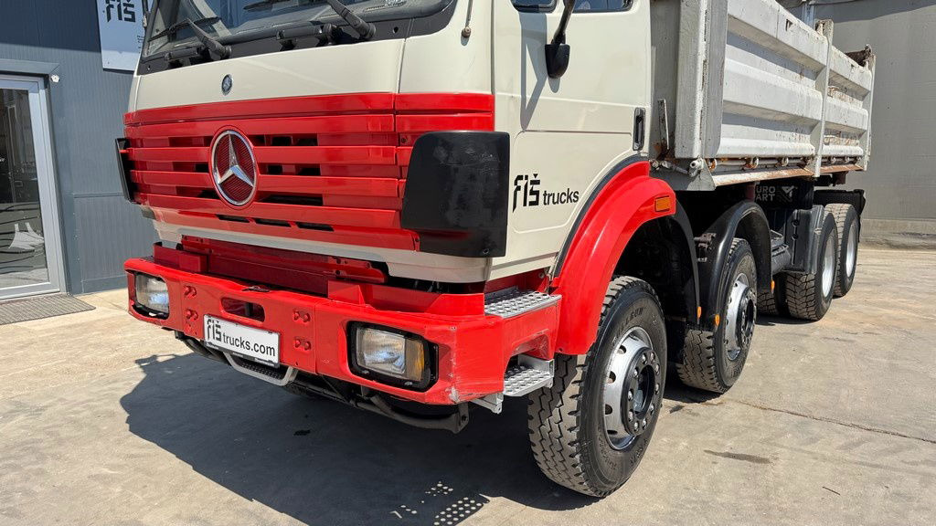 Mercedes-Benz SK 3235 8X4 tipper - V8 - top conditon - Самосвал: фото 2 Mercedes-Benz SK 3235 8X4 tipper - V8 - top conditon - Самосвал: фото 2