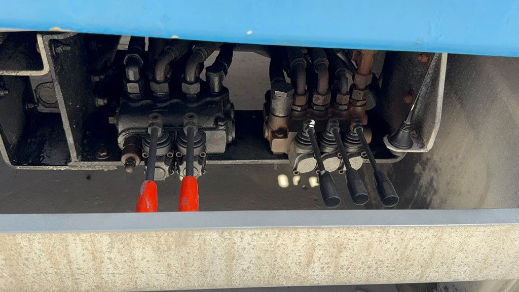 Renault Premium 460 4x2 LKW transporter + rolfo trailer  в лизинг Renault Premium 460 4x2 LKW transporter + rolfo trailer: фото 21 Renault Premium 460 4x2 LKW transporter + rolfo trailer  в лизинг Renault Premium 460 4x2 LKW transporter + rolfo trailer: фото 21