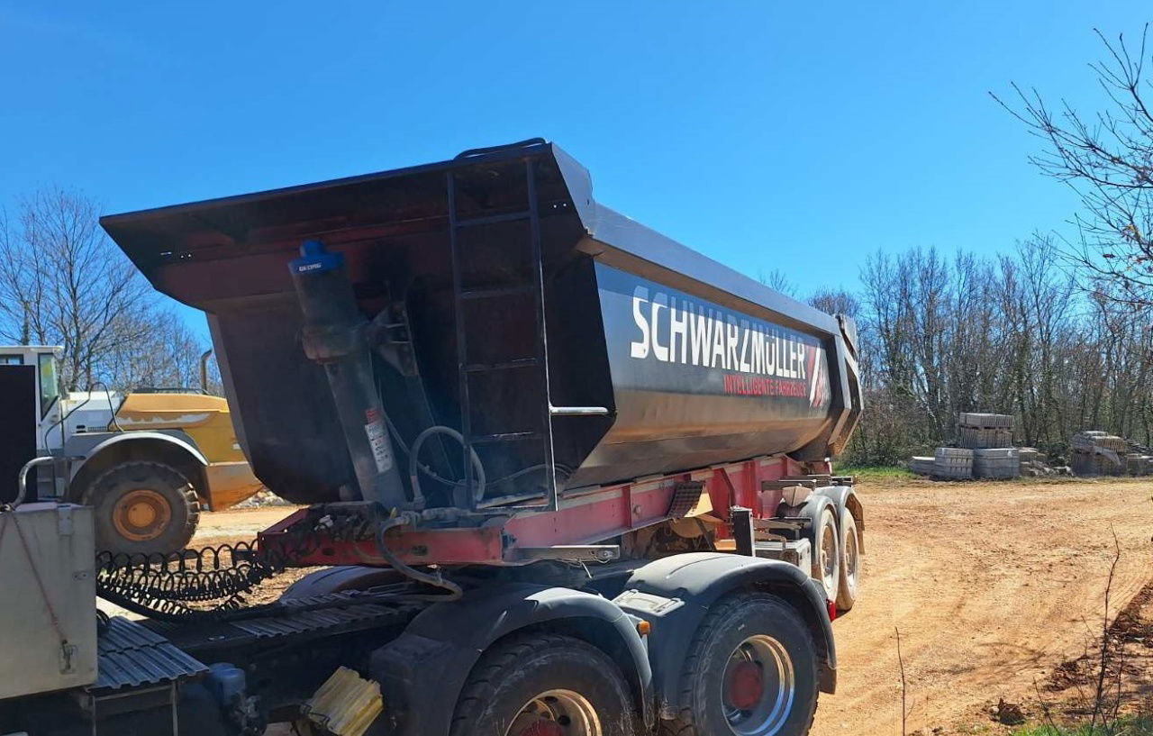 Schwarzmüller SMK10VLN Tipper Trailer - 2 Axle - 24m3 - Самосвальный полуприцеп: фото 3 Schwarzmüller SMK10VLN Tipper Trailer - 2 Axle - 24m3 - Самосвальный полуприцеп: фото 3